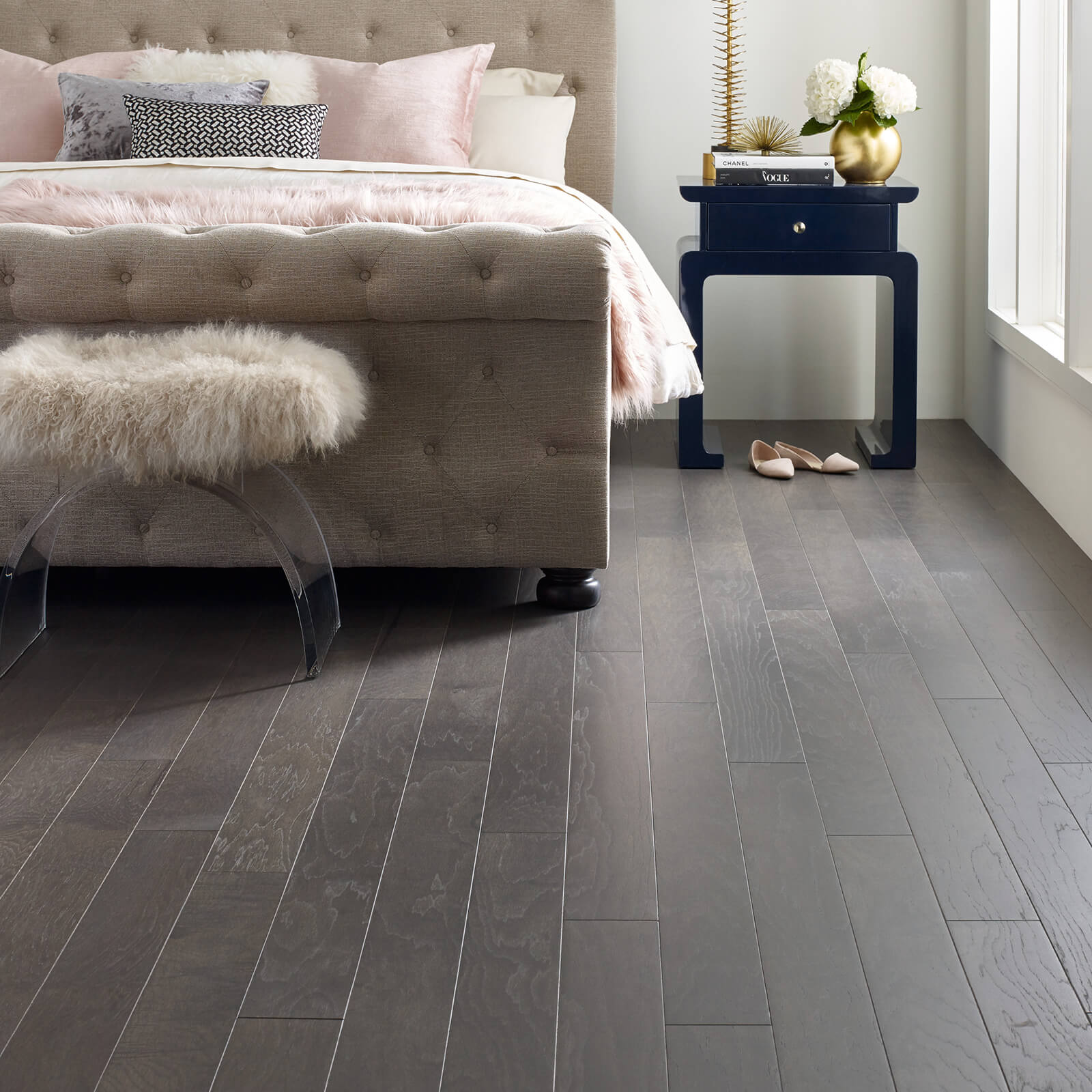 Lavish flooring in bedroom | Buckway Flooring